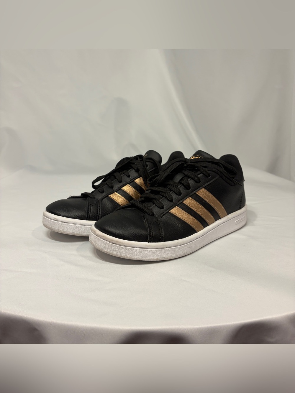 adidas cloudfoam sneakers